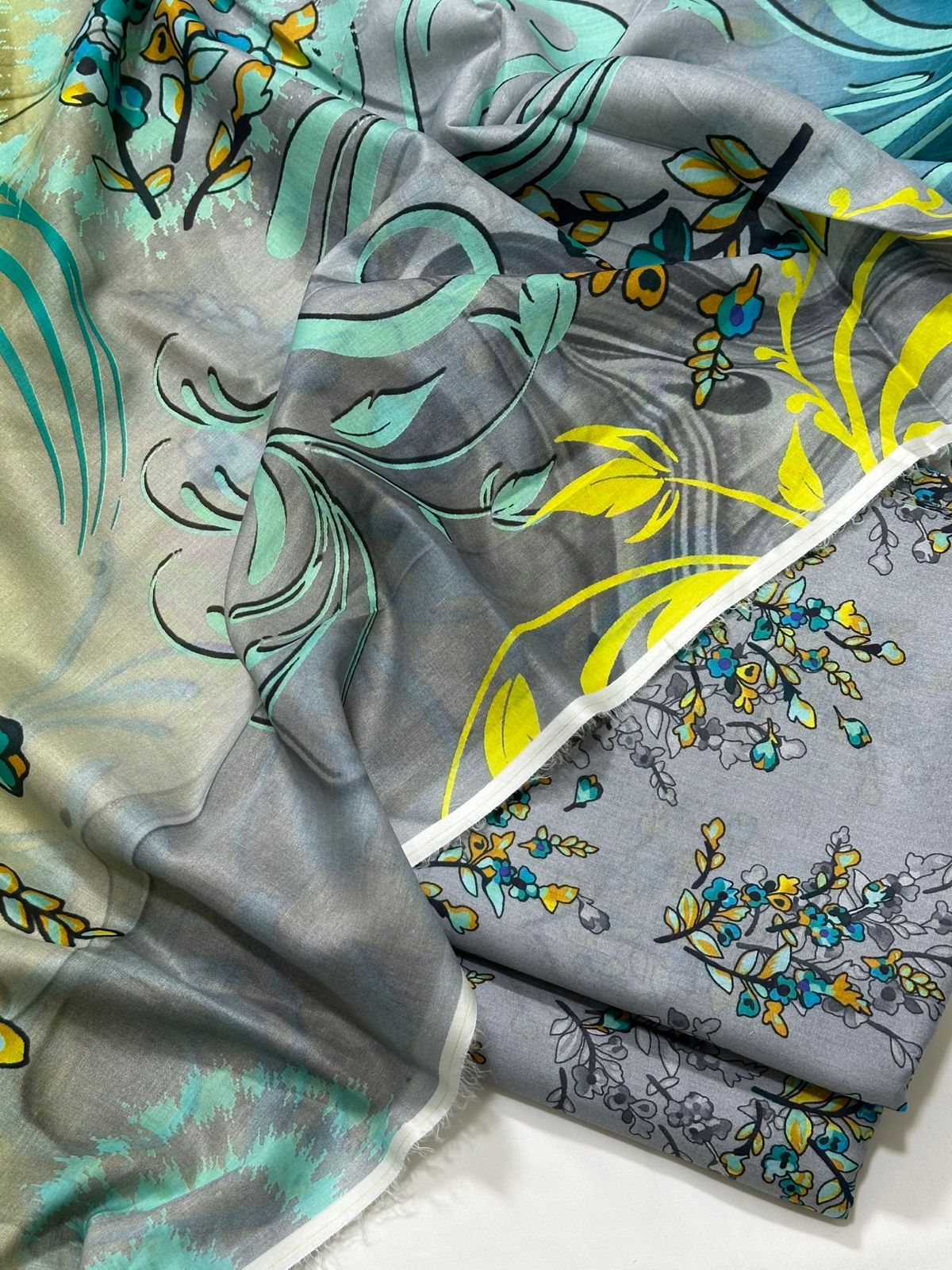 Floral 3PC Lawn Suit with Voile Dupatta